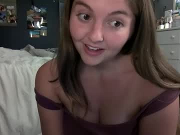 brunettebaby040