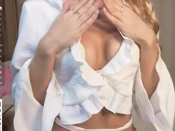 martina isseee