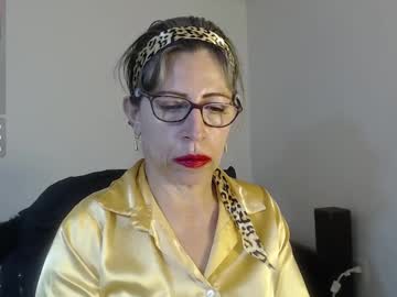 mature hott1