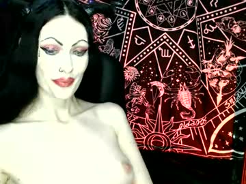 missmoondoll