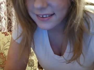 tinywithtiddies
